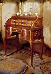 Scrivania di Luigi XV (legno)